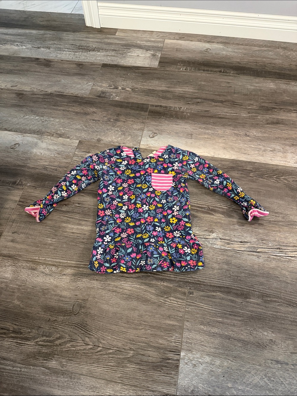 Jojo Maman Bebe Girls' Navy Floral Long-Sleeve Swim Top with Pink Accent
